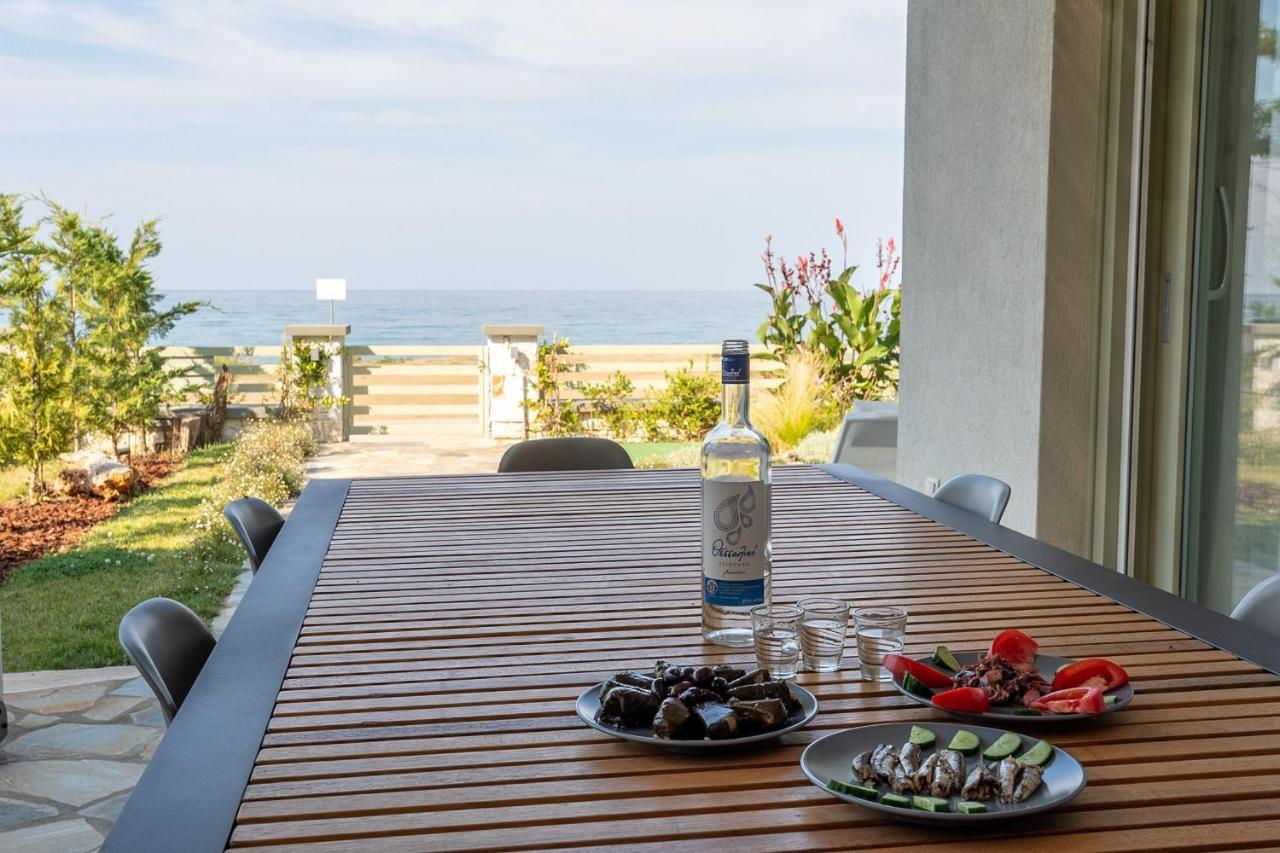 Sea And Sun Luxury Pools' Villas Chorefton Esterno foto