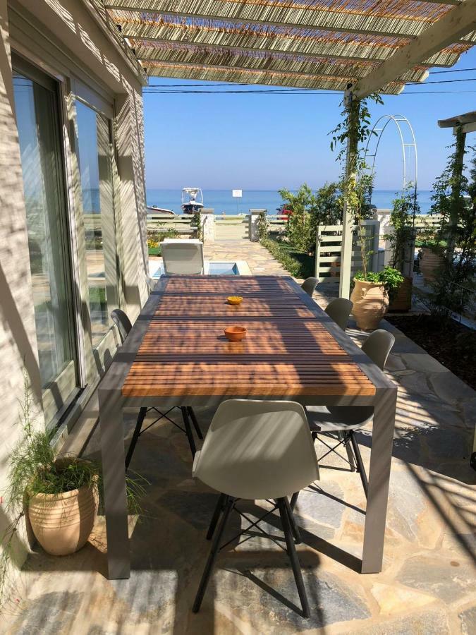Sea And Sun Luxury Pools' Villas Chorefton Esterno foto